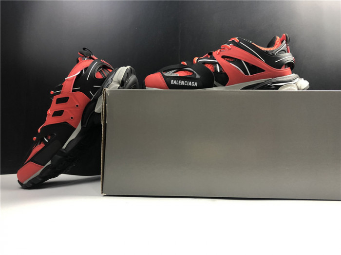 BL TRIPLE S TRAINERS