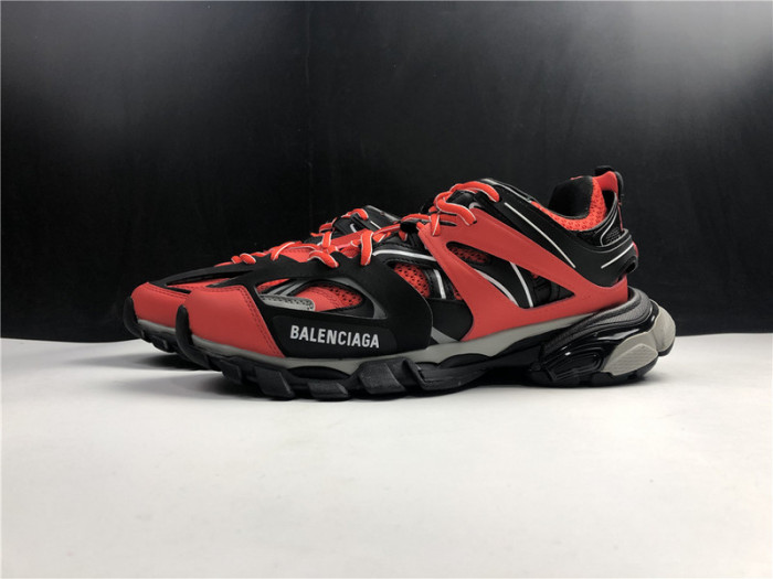 BL TRIPLE S TRAINERS