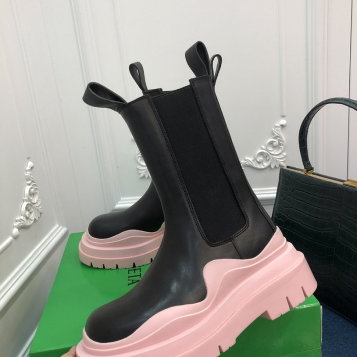 Bo*te*ga ve*ne*ta sneaker