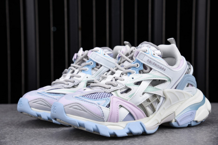 BL TRAINERS TRACK