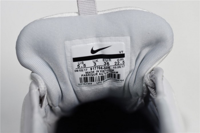 NIKE Women
