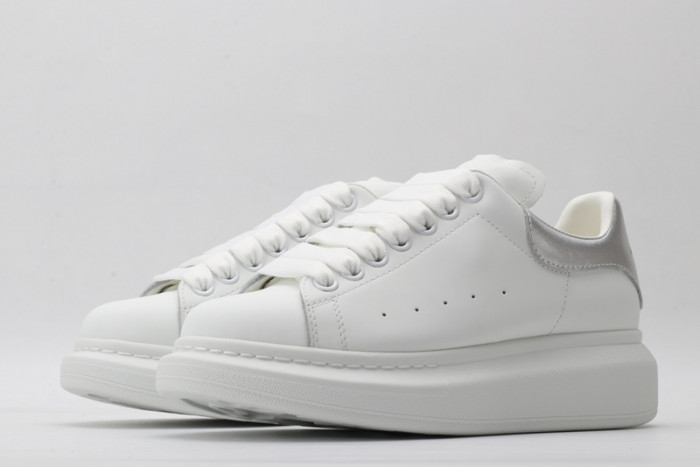 a1exa*der Mcqv*en sole sneakers