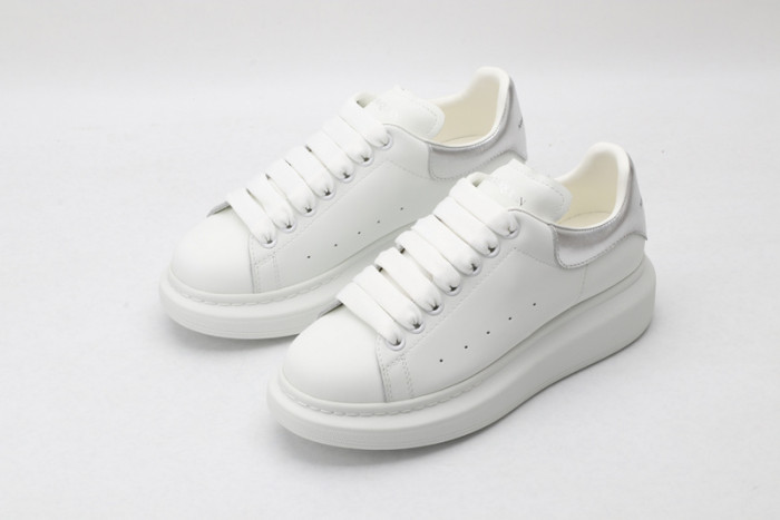 a1exa*der Mcqv*en sole sneakers