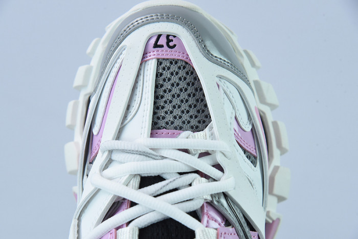 BL TRAINERS TRACK