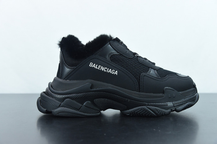 BL TRIPLE S TRAINERS