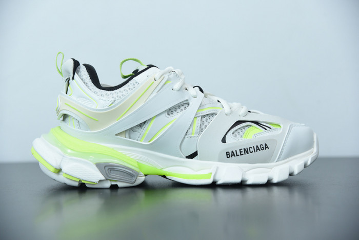 BL TRIPLE S TRAINERS