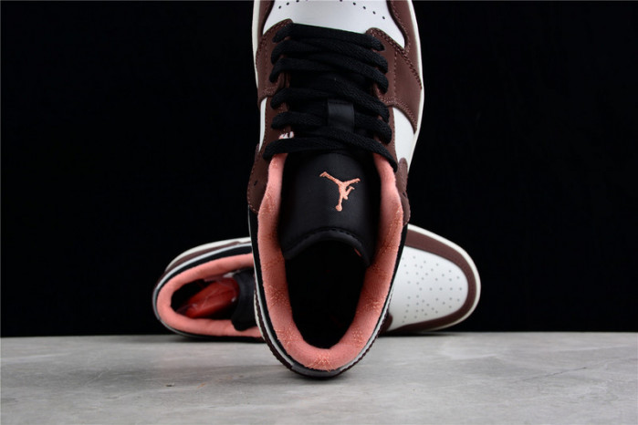 AIR JORDAN 1 LOW 