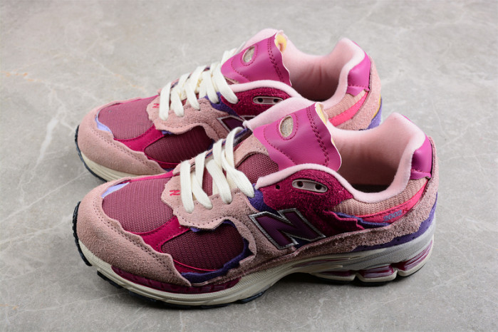 New Balance 2002R 